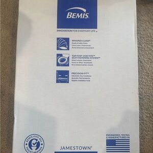 Bemis Jamestown Elongated White Toilet Seat 18.5 47 cm